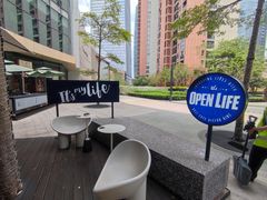-The open life(万象城店)