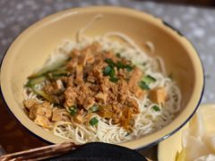 -鹤江桥·红油牛肉粉(SKP店)