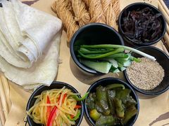 -丁里羊肉小镇(天鹅湖总店)