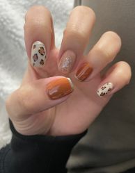 -九画美甲