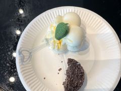 -奔驰上海利星(七宝店)