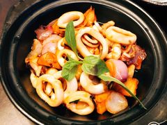-钳真多钓虾馆·小龙虾海鲜烧烤(九六广场店)