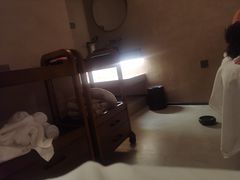 -灸春堂·艾灸·痛症·整脊连锁(之江银泰店)
