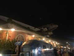 -席娜卡琳火车铁道夜市