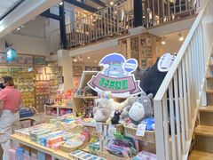 -猫的天空之城概念书店(苏州平江店)