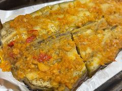 茄子-老东镇啤酒屋海鲜加工·蒸汽海鲜·海鲜烧烤(台东店)