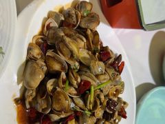 -嗨辣小聚·盘锦河蟹·海鲜烧烤龙虾(盘锦十年好店)