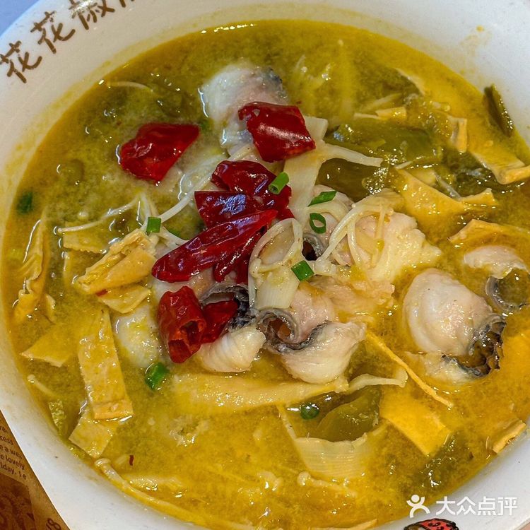 这家餐厅太适合我了吧！性价比高的冒烤鸭[礼花]