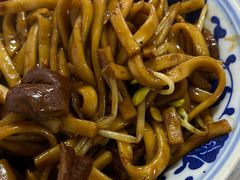 -珠宝街老左杂酱面馆
