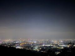 -紫金山山顶公园