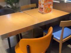 -菲滋意式餐厅(临海银泰店)