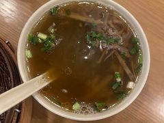-佬钱湾仔(衣裳街店)