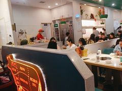 -浪里寻·臻牛养生牛肉火锅(方圆荟店)