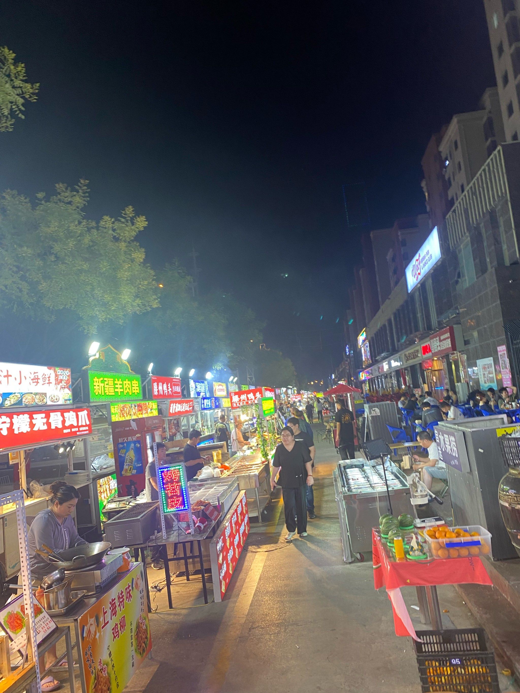 姚村夜市太热闹啦