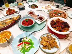 海胆烩豆腐-羲和雅苑•北京烤鸭(陆家嘴中心店)