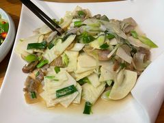 -啄佬食堂