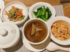 -臻儿屿月子会所(茶山店)