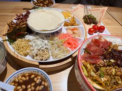 -怪噜范·老贵阳街头名小吃(汇金星力城店)