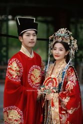 -金海岸婚纱摄影(塘沽店)