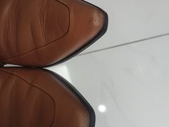 -京伟修鞋洗鞋奢侈品皮具护理店
