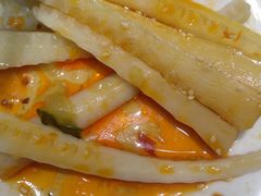 -两三事小郡肝串串香火锅(桂庙店)