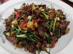 -湖南人家湘菜馆(镇江路店)