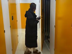 -安东易迷你自助仓储寄存仓库(草桥店)