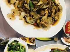-鹏城人家海鲜酒家·23年老字号(较场尾店)