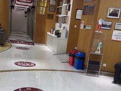 -雅悦齿科(顾村公园店)