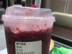 -奈雪的茶(湖滨银泰in77C区PRO店)