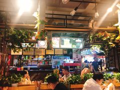 大堂-钢管厂歆瑞源油卤串串香(春熙路太古里店)