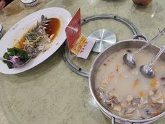 -西江河鲜·趣苑酒楼(鼎湖店)