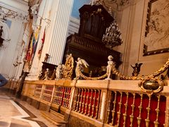 -皮拉尔圣母圣殿主教座堂