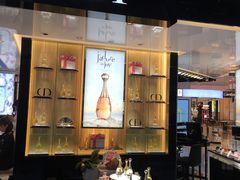 -Dior(海信广场店)