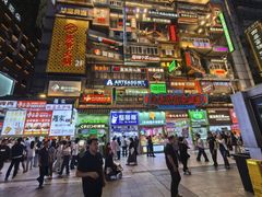 -黄兴南路步行商业街