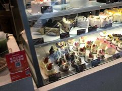 面包甜点陈列柜-面包新语(无锡M会员店)