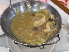 -一口猪海鲜浑锅·东北家常菜