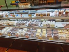 面包甜点陈列柜-新侨三宝乐面包店(崇文门店)