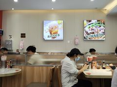 -万煲旺·香港老传承煲仔饭·猪杂汤(客村店)