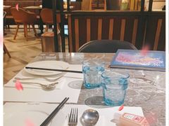 -港丽餐厅