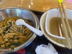 -丽丽三鲜螺蛳粉(田林路店)