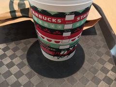 -星巴克臻选(上海淮海百盛购物中心店)