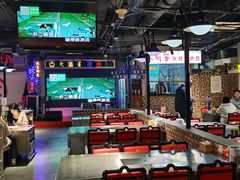 -马路牙子烧烤音乐酒馆(望京店)