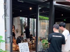 门面-Metal hands·铁手咖啡