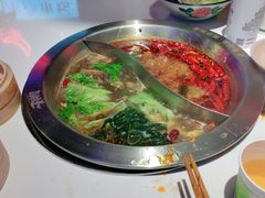-卤校长重庆火锅(国兴店)