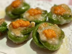 香煎蟹黄墨鱼饼-龙桥私厨·姜花菊花过桥鱼·顺德菜(容桂店)