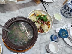 -小菜园新徽菜(宜兴八佰伴店)