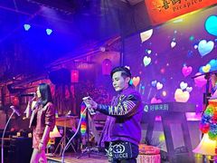 -喜鹊音乐酒馆(西街店)