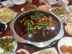 -刘胖娃鱼庄·特色肥肠鱼(杨家坪店)