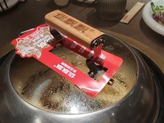 -锅飘飘·东北铁锅炖(雨花客厅店)